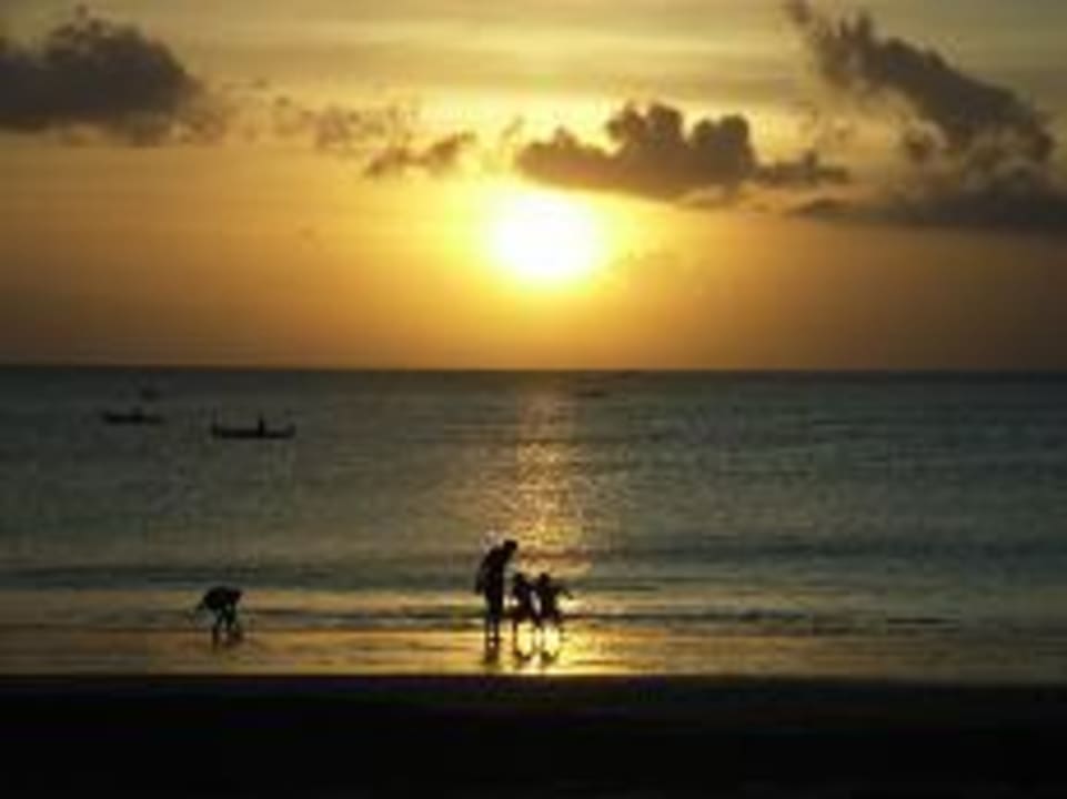 Abend am Jimbaranstrand The Laguna A Luxury Collection Resort & Spa