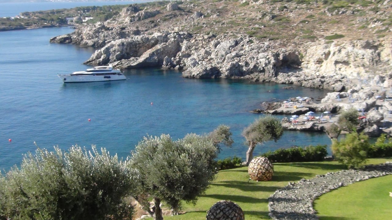 Yachtbesuch Hotel Kalithea Horizon Royal