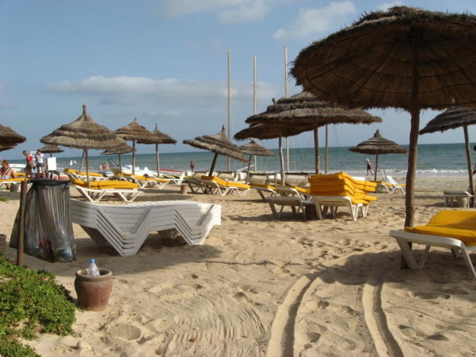 Strand vorm Vincci Hotel Eden Star