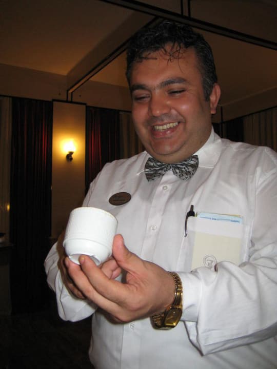 Engin, lustiger Kellner vom Türk Restaurant Royal Atlantis Spa & Resort