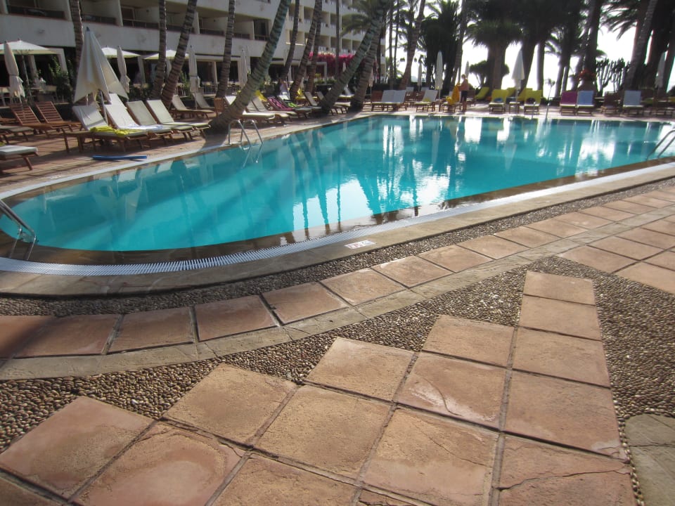 Pool Hotel Fariones