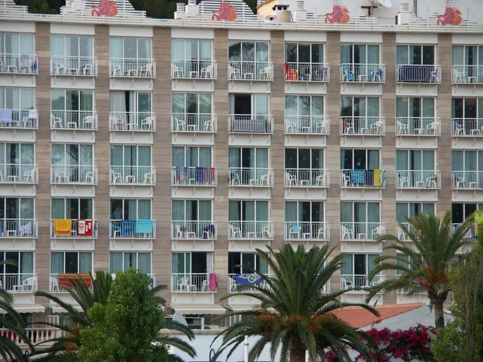 Frontansicht Hotel Cala Galdana Minura Cala Galdana & Apartamentos d'Aljandartos d'Aljandar