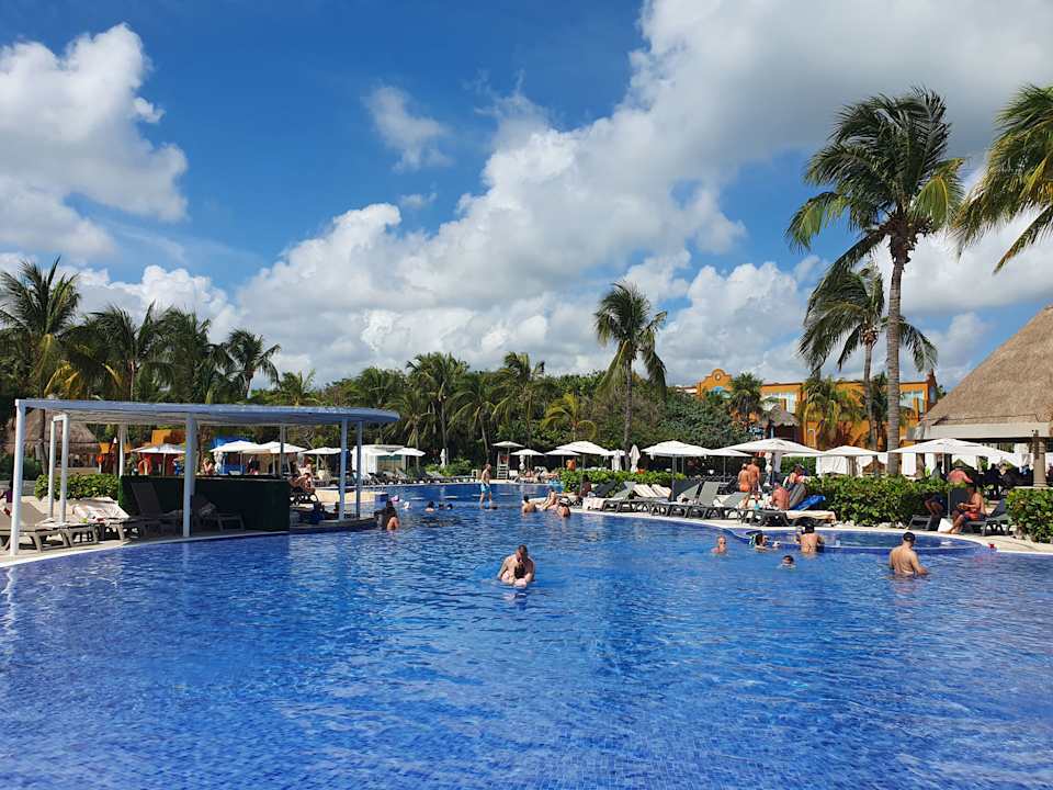 Pool Catalonia Playa Maroma