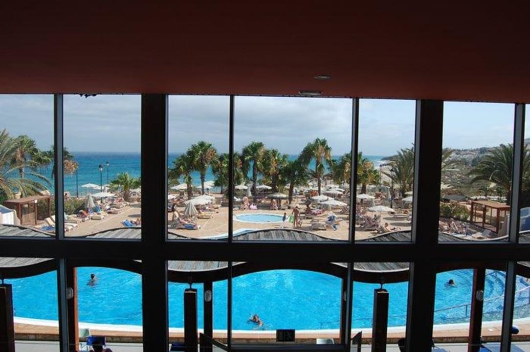 Widok na basen. SBH Hotel Taro Beach