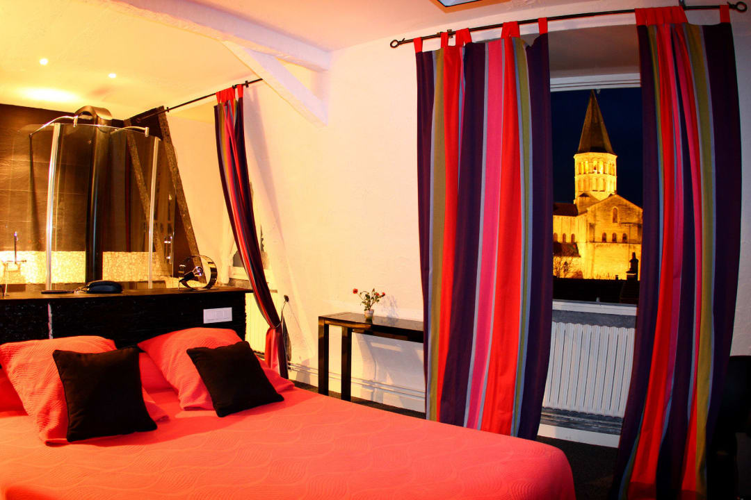 Vue de la chambre 356 Hotel De La Basilique