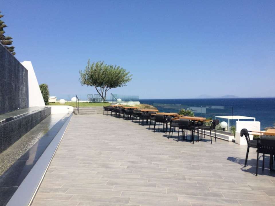 Terrasse  Dimitra Beach Hotel & Suites