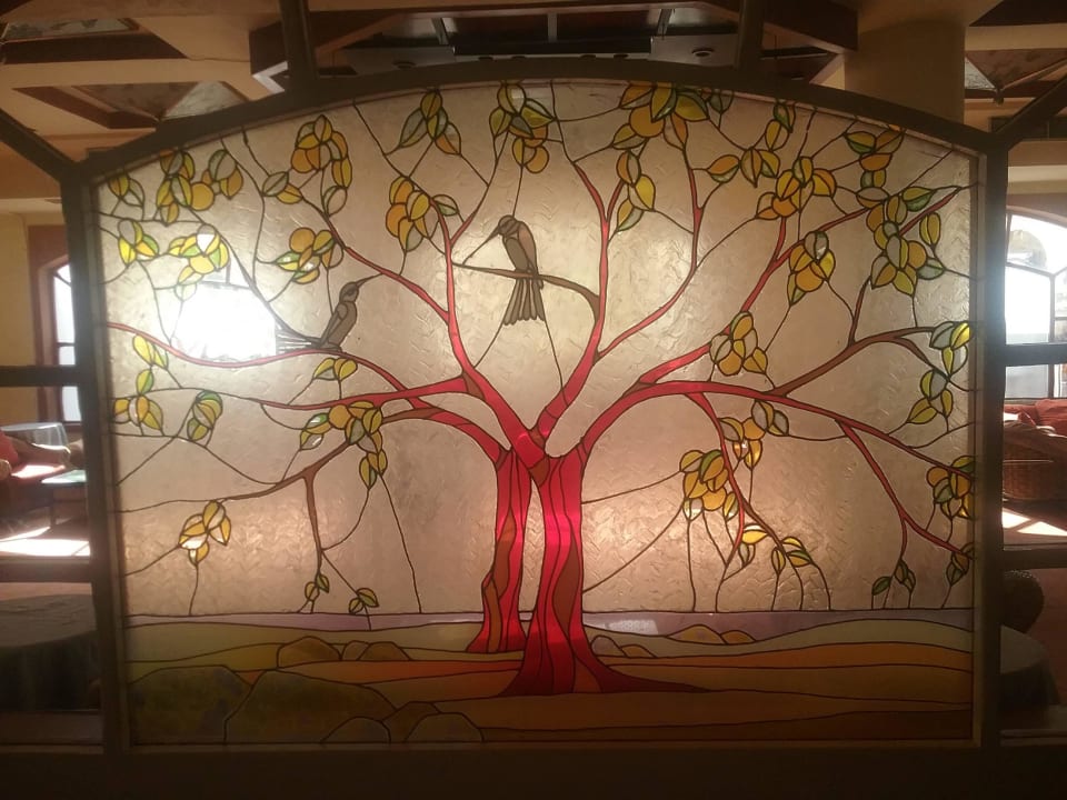 Tiffany-Fenster im Hauptgang  The Grand Hotel Hurghada