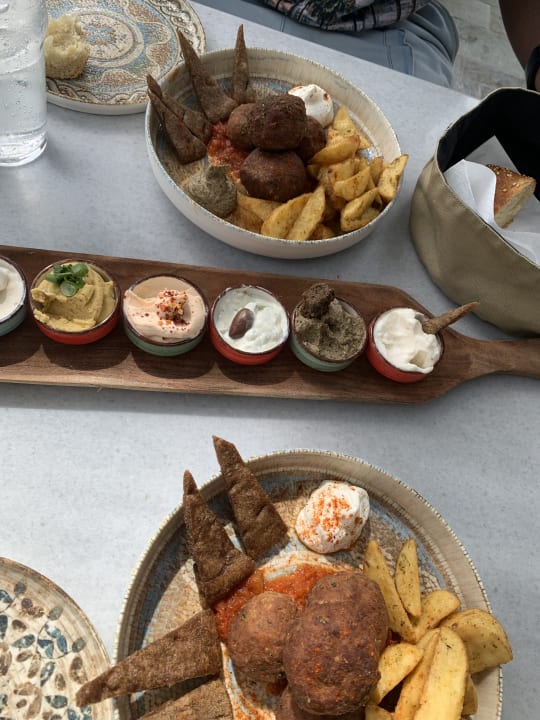 Gastro Paralos Irini Mare