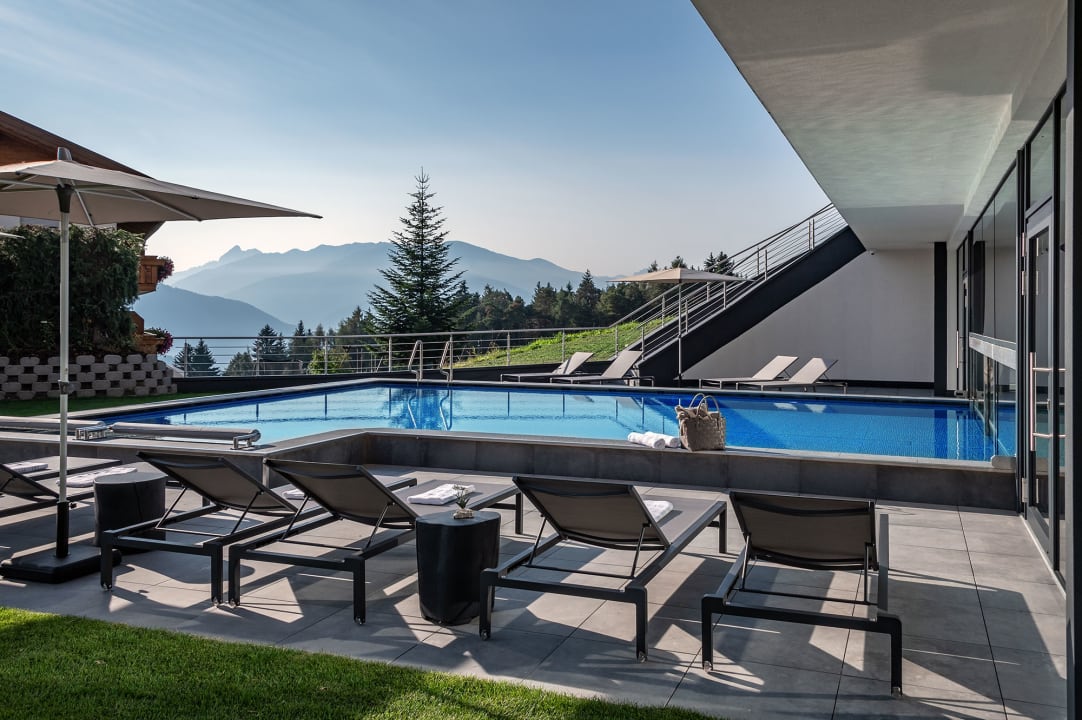 Pool Hotel Edelweiss