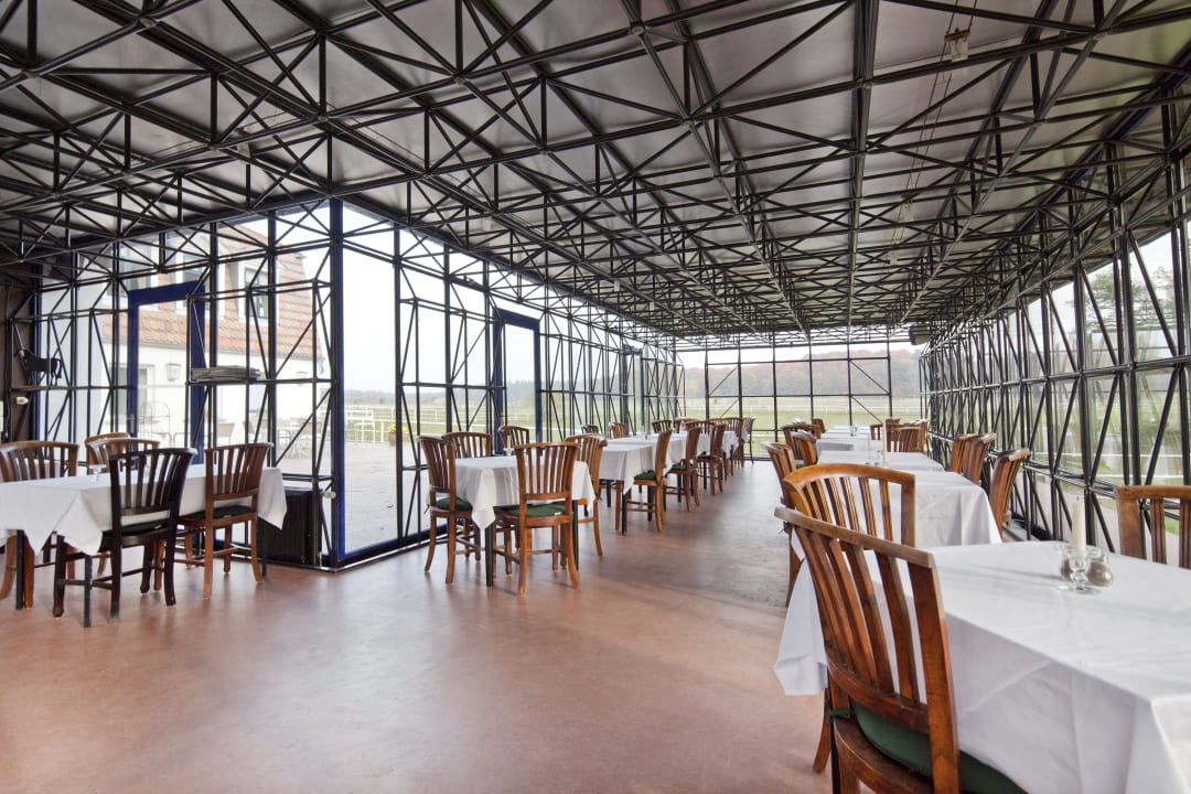 Gastro Gut Sarnow - Hotel, Restaurant und Reitstall