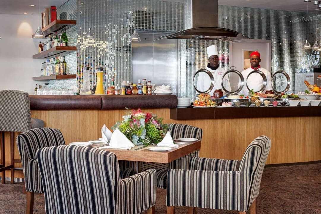 Restaurant Cresta Grande Cape Town
