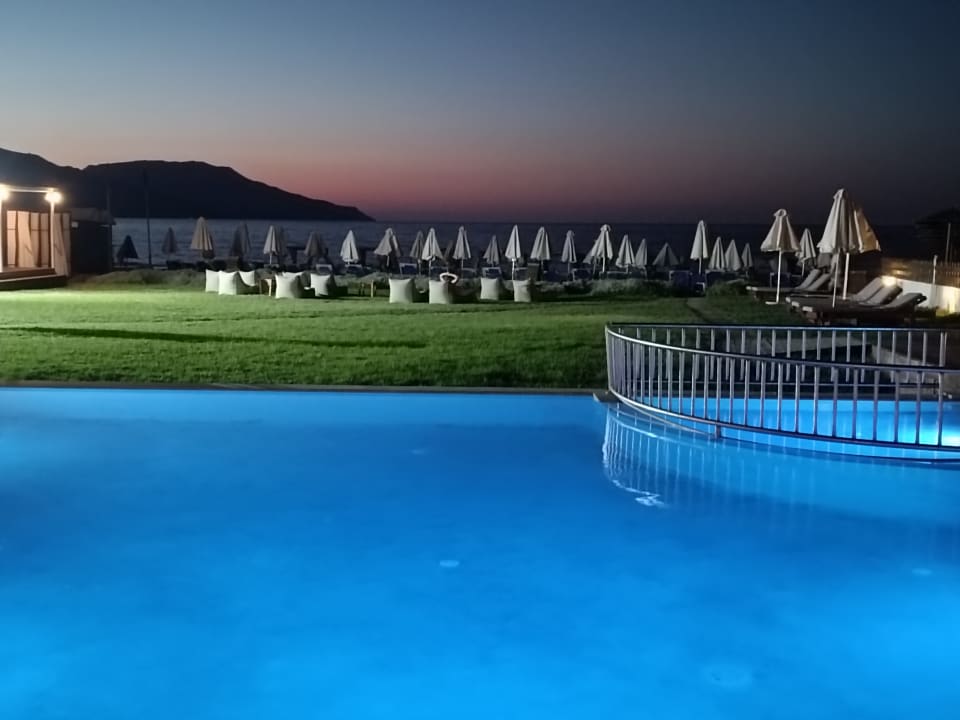 Strand HARPIN Happy Days Beach Hotel