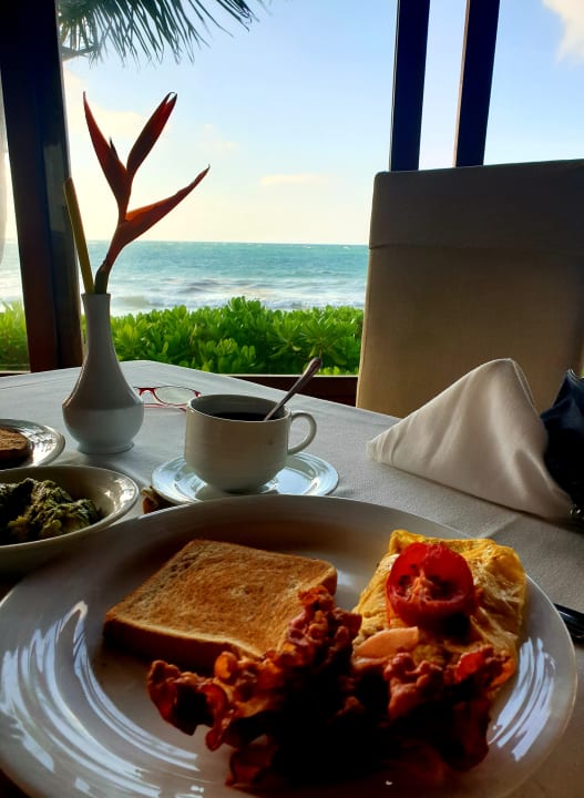 Gastro Akumal Bay Beach & Wellness Resort