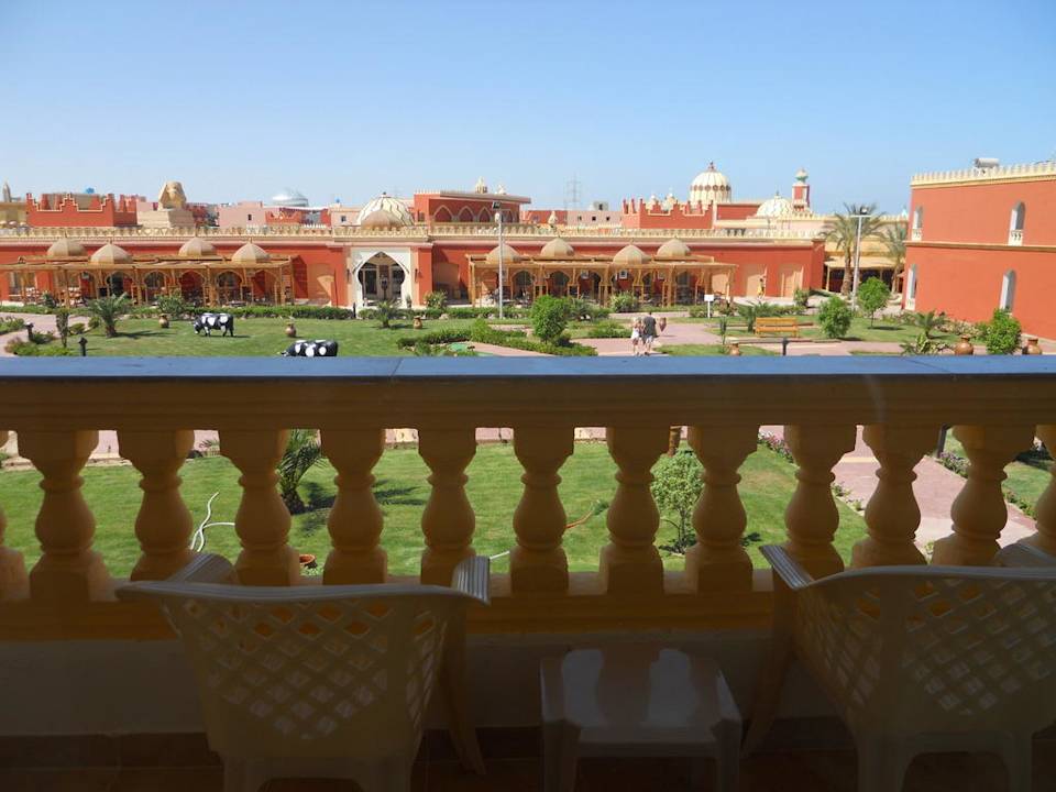 Balkon 800er Zimmer Pickalbatros Alf Leila Wa Leila Resort - Neverland Hurghada