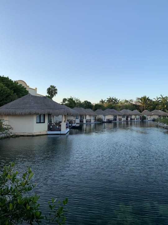 Pool Grand Palladium Kantenah Resort & Spa