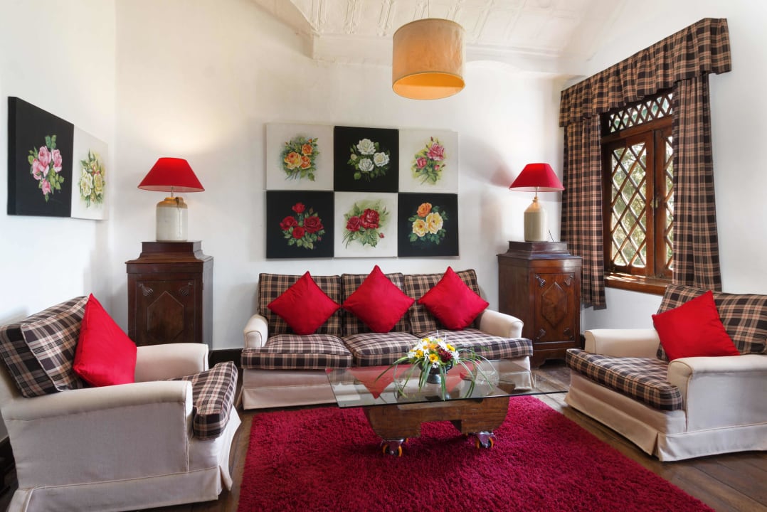 Lobby Scottish Planter Bungalow- Thema Collection