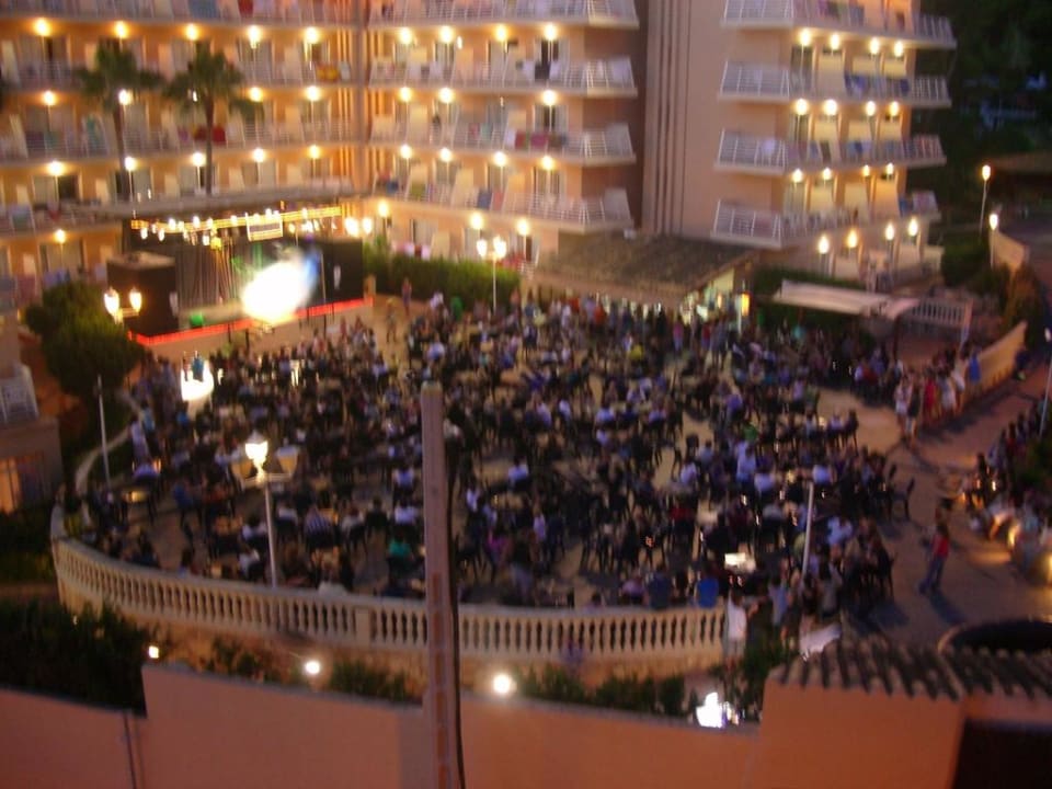 Animationsbühne mit Poolbar MLL Palma Bay Club Resort