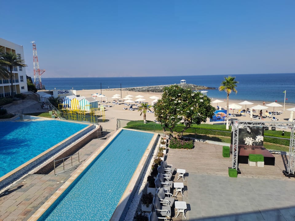 Pool Radisson Blu Resort Fujairah