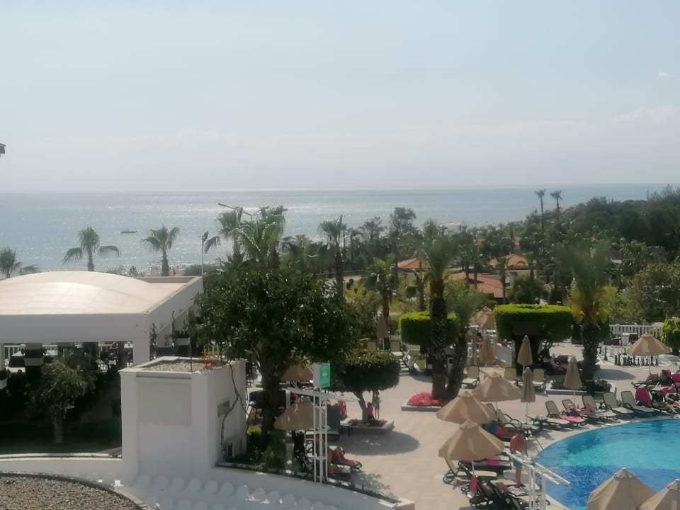 Gartenanlage Alba Queen Hotel