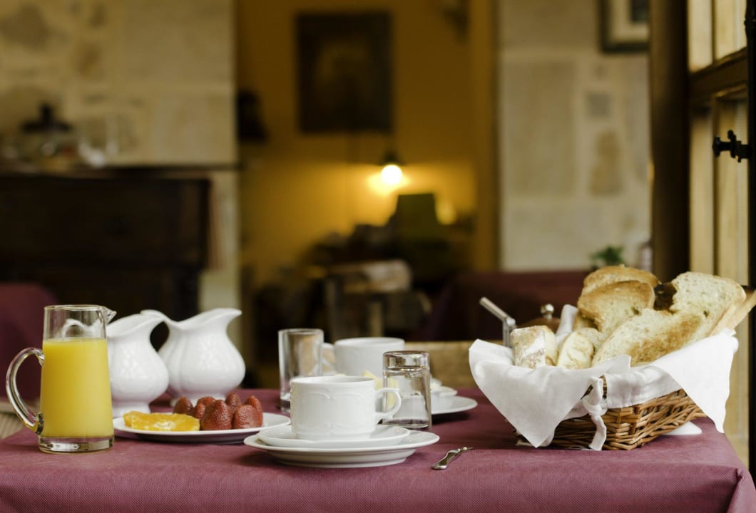 Desayuno Cantabro Hotel Posada La Casona de Los Güelitos