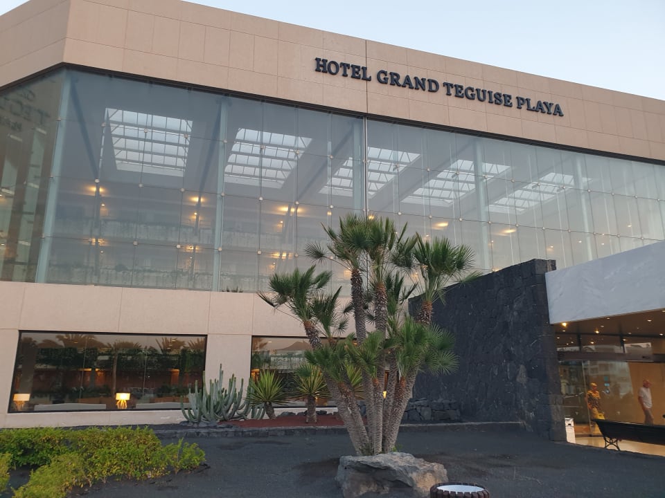 Außenansicht Hotel Grand Teguise Playa