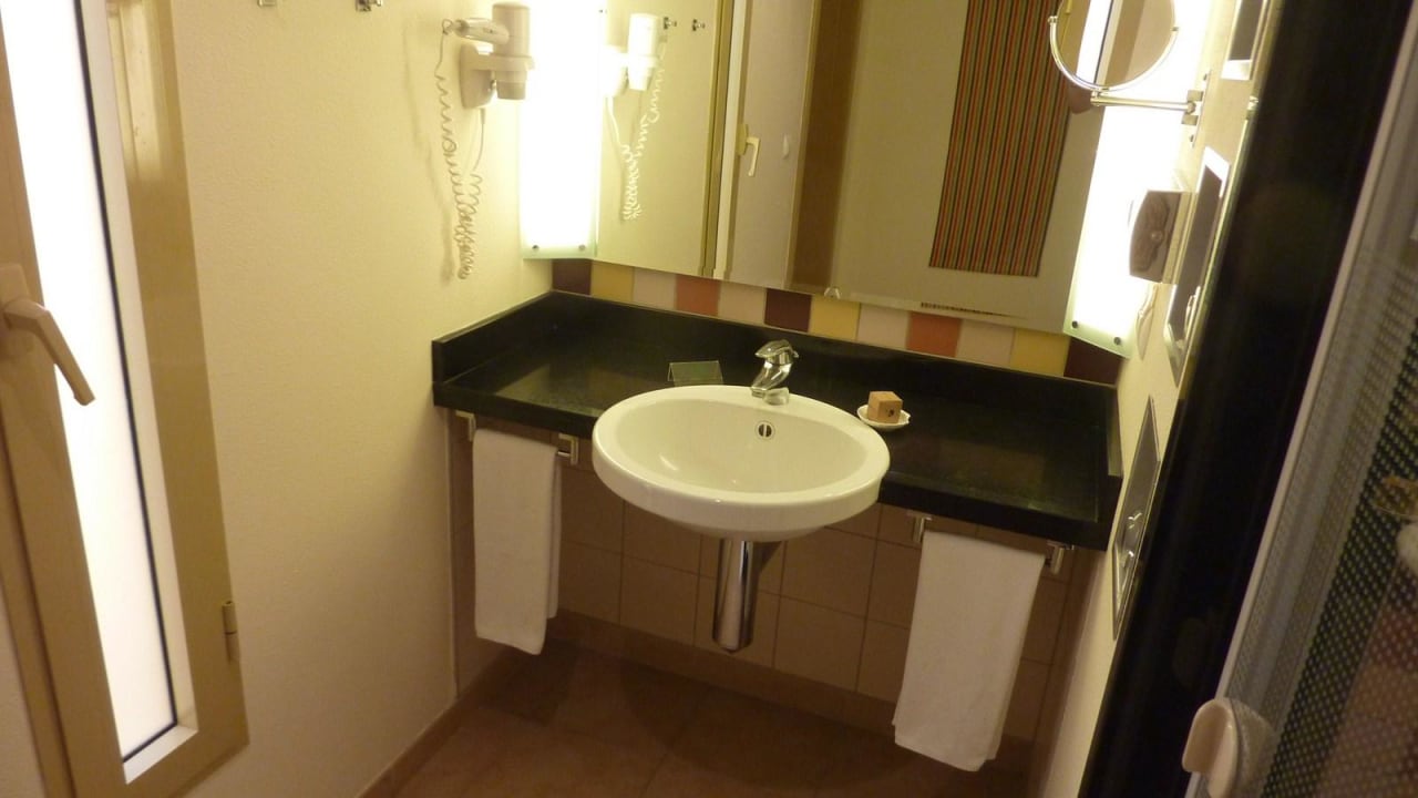 Waschtisch  ROBINSON ÇAMYUVA