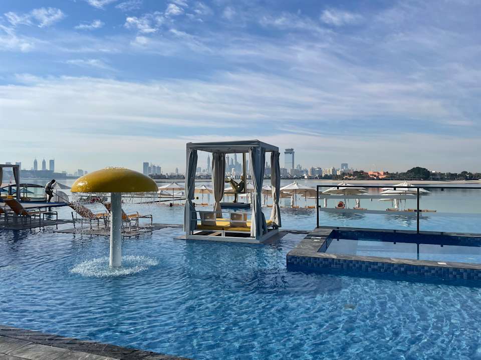 Pool C Central Hotel and Resort The Palm