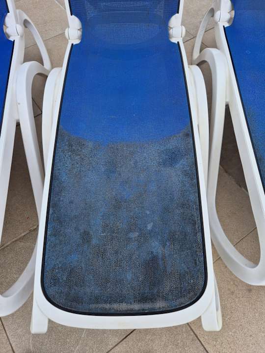 Pool Globales Bouganvilla