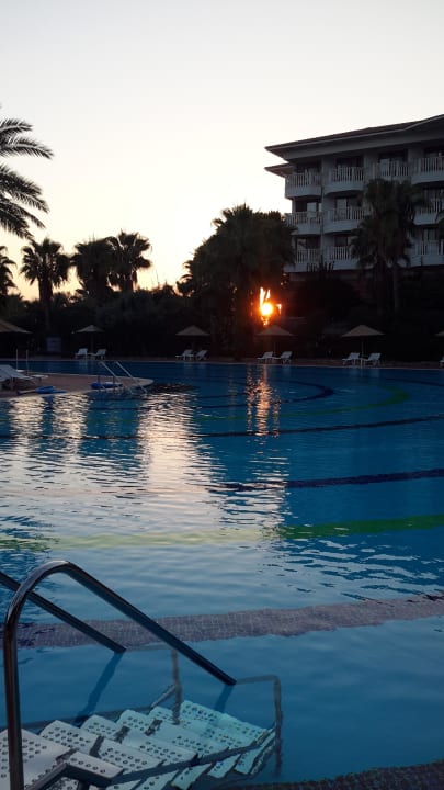 Sonnenuntergang in Side Hotel Defne Garden