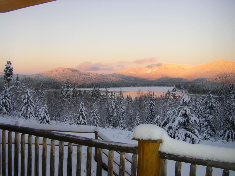 Winterausblick von der Sonnenterrasse Cozy Guesthouse