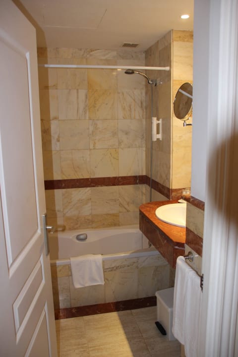 Bad  R2 Lago Playa Park