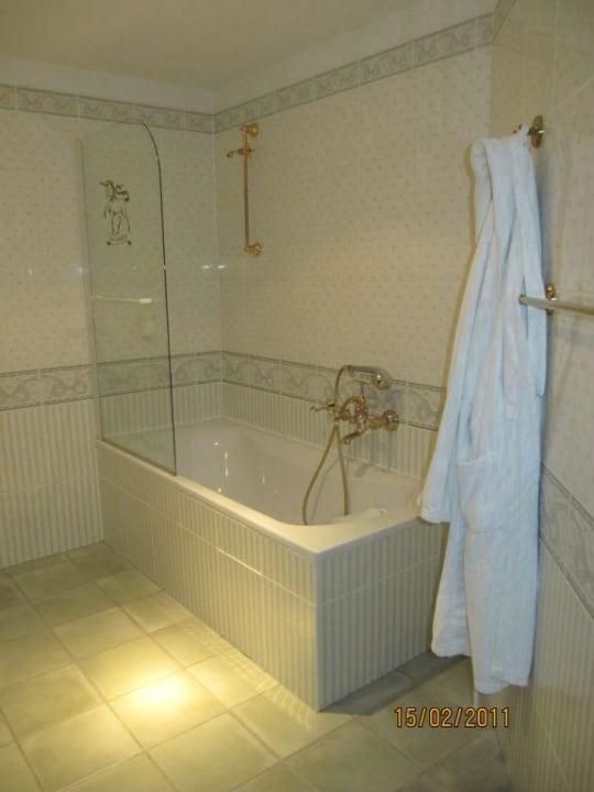 Badewanne The Lakeside Burghotel zu Strausberg