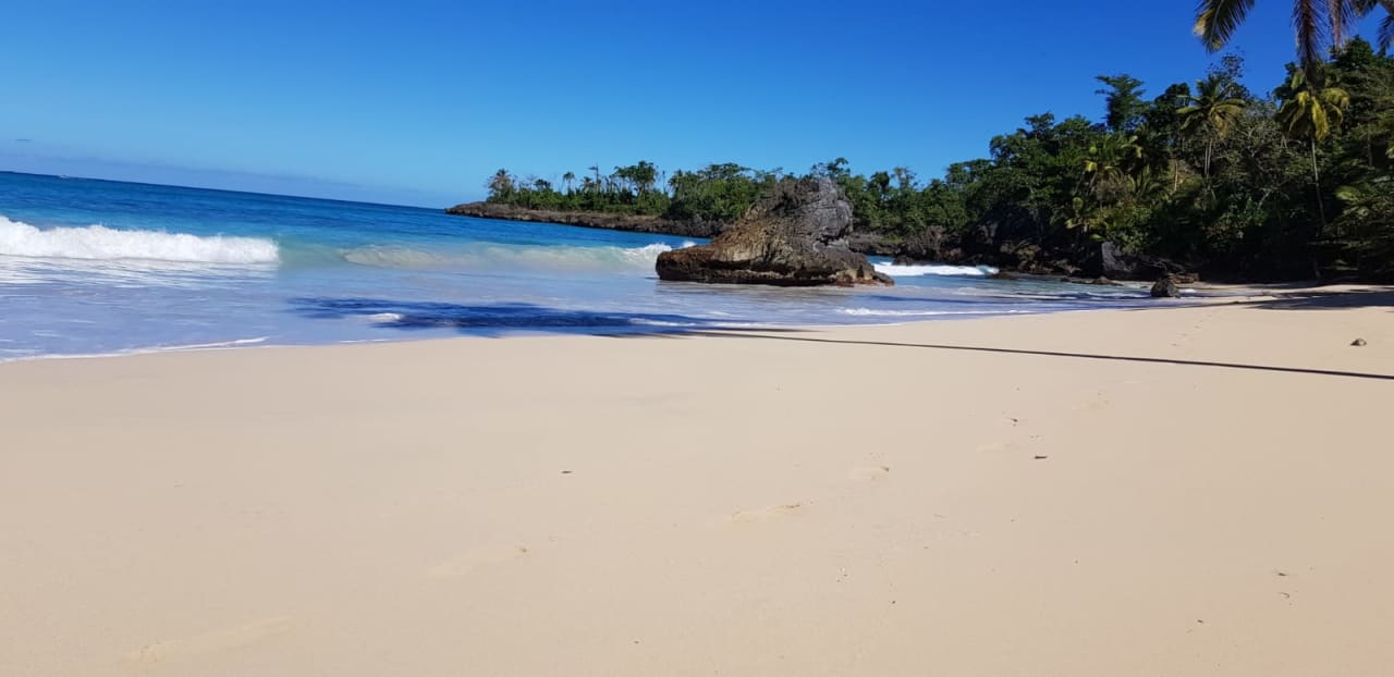 Strand Wyndham Alltra Samana