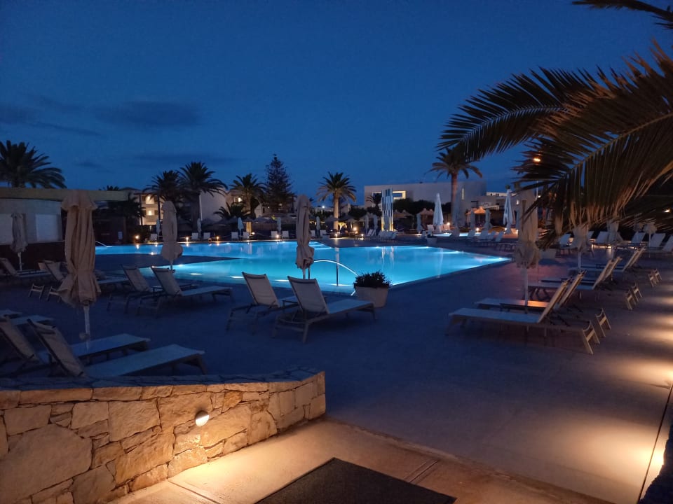 Pool Anissa Beach & Village