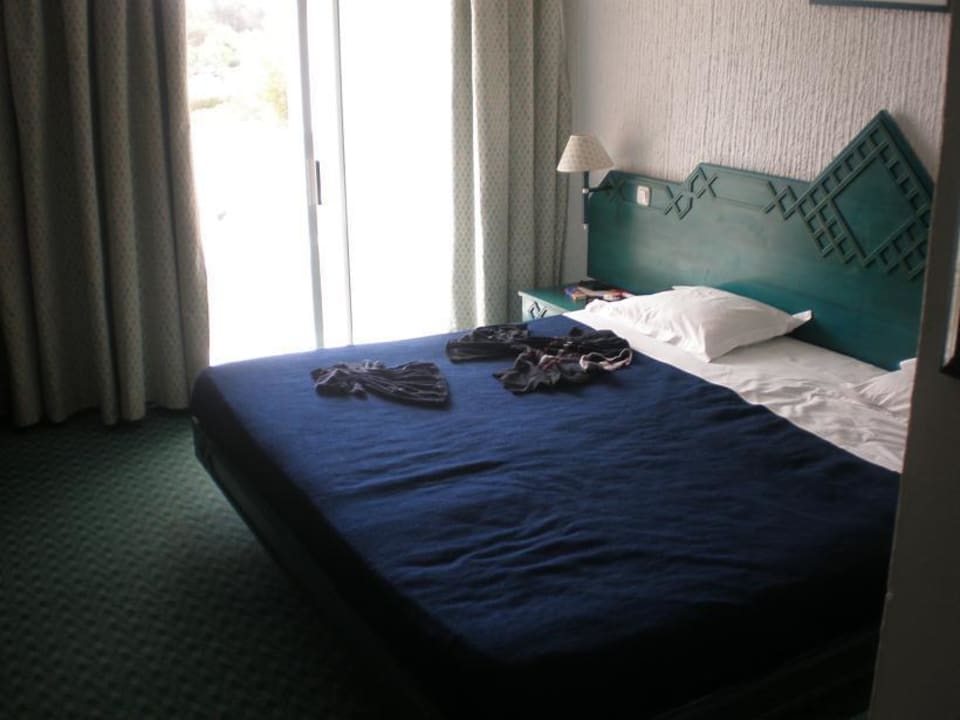 Das Zimmer mit mehr als großem Doppelbett Mahdia Beach & Aquapark