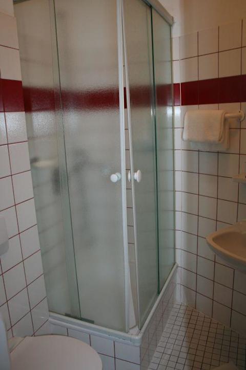 Badzimmer Hotel Goldener Hirsch