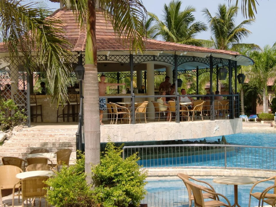 Pool in der Anlage Villas Villas Bavaro Resort & Spa