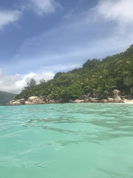 Strand Hotel New Emerald Cove