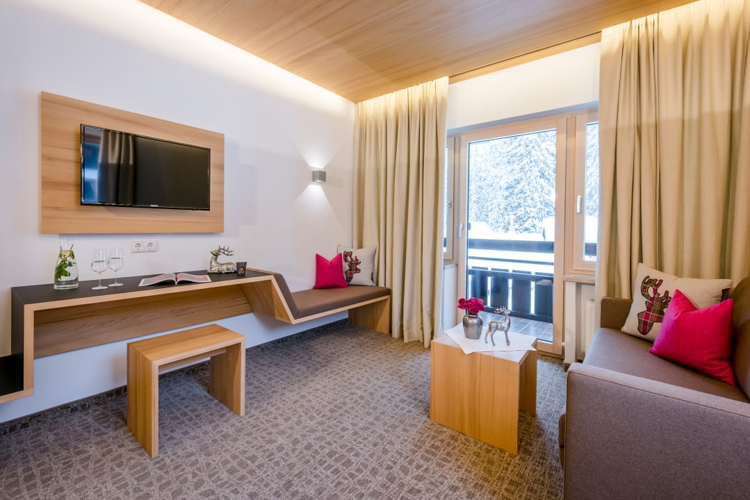 Zimmer Hotel Cresta