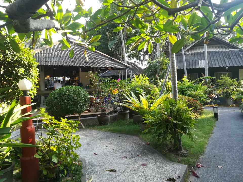 Gastro Let's Hyde Resort & Villas