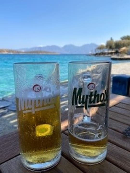 Gastro Minos Beach Art Hotel