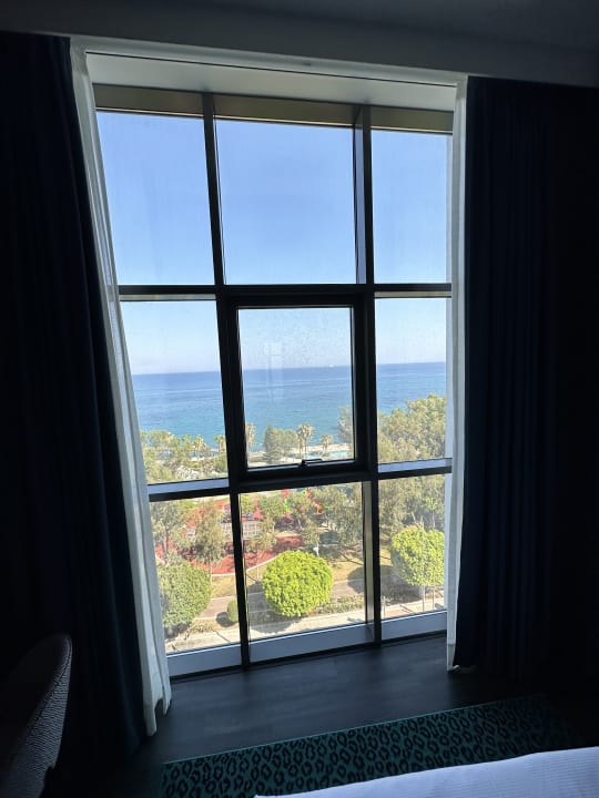Ausblick NYX Hotel Limassol