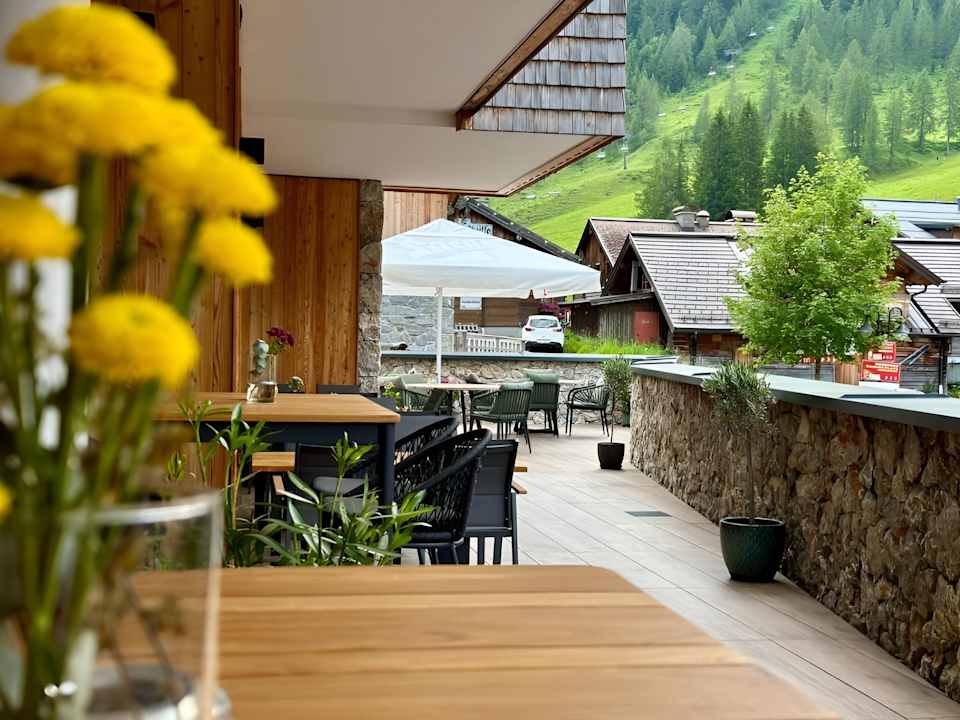 Gartenanlage FIRSTpeak Zauchensee