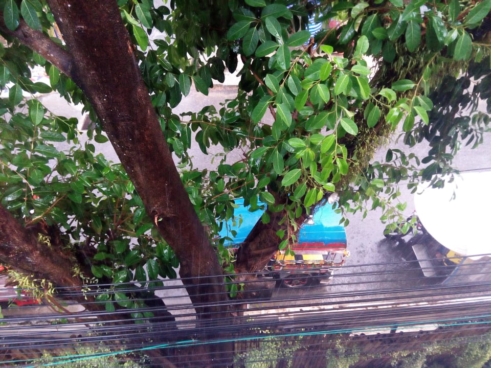 Bangtao vor dem Hotel Best Western Premier Bangtao Beach Resort & Spa