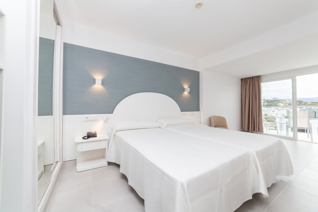 Zimmer Reverence Life  - Adults only