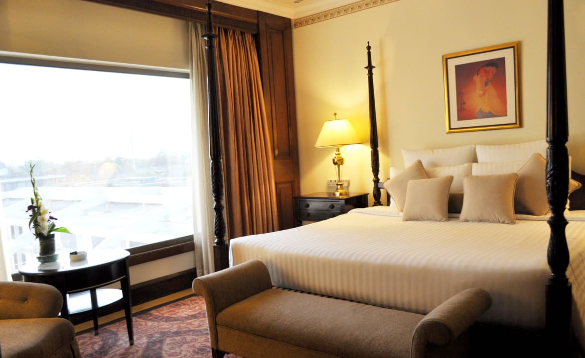 Deluxe Suite This beautifully appointed Suite has  Hotel Pearl Continental Lahore