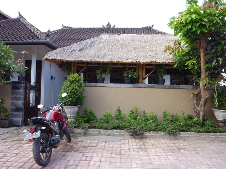 Außen Sindu Guesthouse