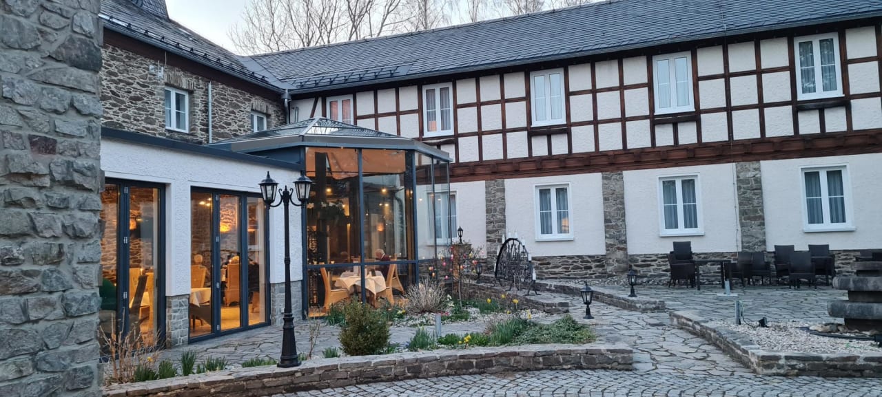 Außenansicht Sonnenhotel Hoher Hahn