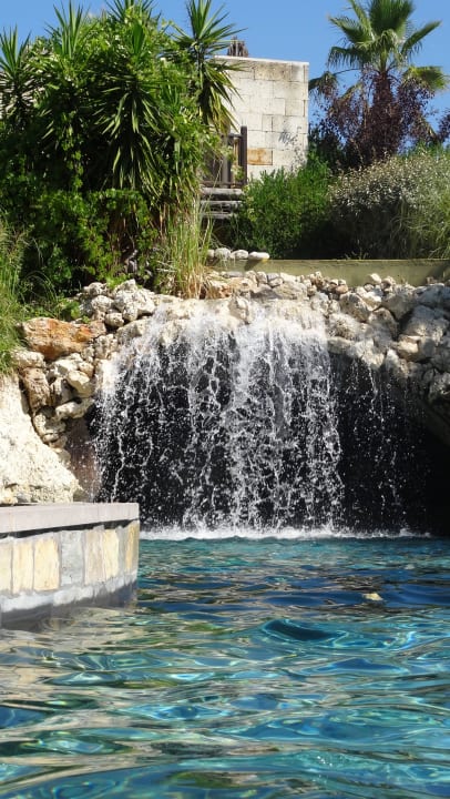 Schöne Poollandschaft Club Grand Aqua