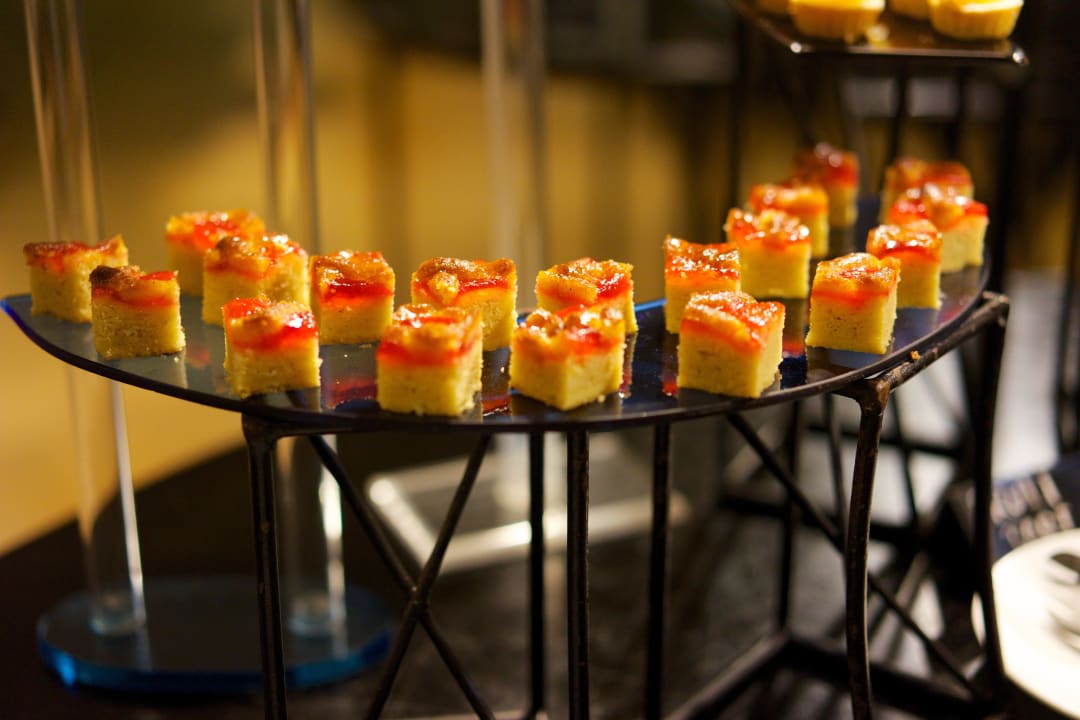 Sehr leckeres Dessertbüffet Hotel Jetwing Beach